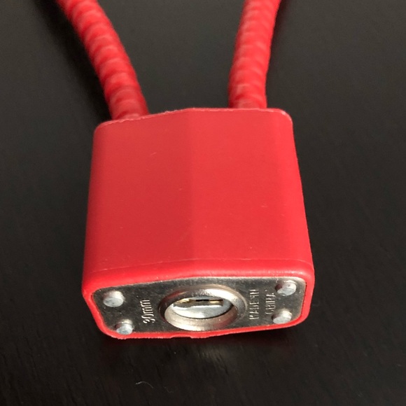 15" Cable Gun Lock - Red - Picture 2 of 4